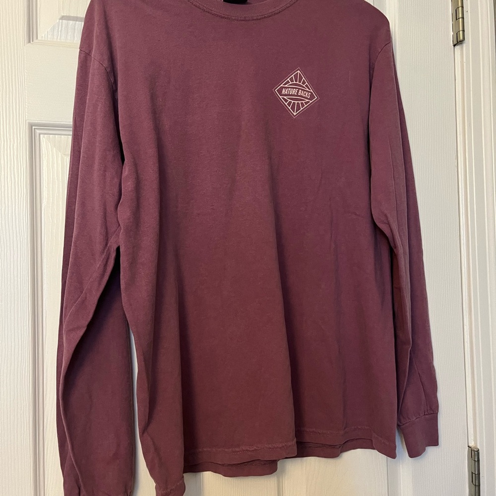 Nature Backs long sleeve tee